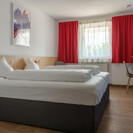 Motel Drei Konig- Ihr Transithotel Heimsheim ภายนอก รูปภาพ